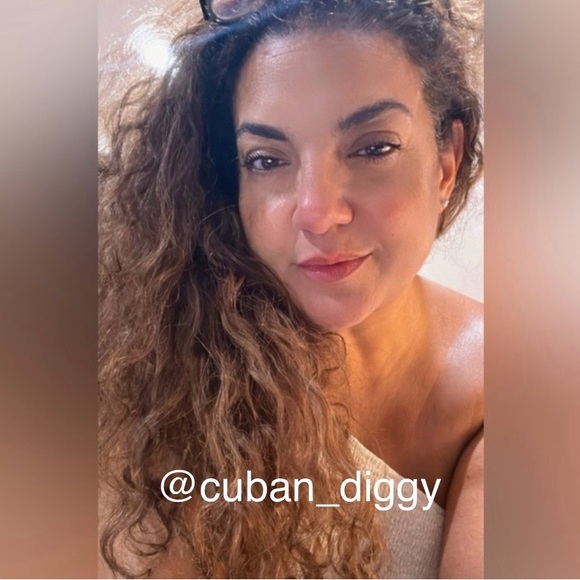 11/2/2025 Come Ride The Beauty Train 🚂 - Picture 3 of 7